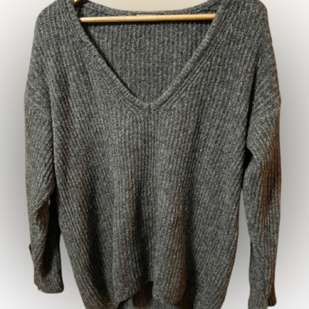 Brandy Melville Wool Gray V-Neck Sweater Made in Italy One Size